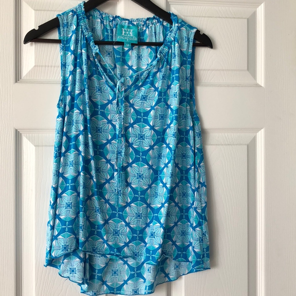 Escapada sleeveless printed top